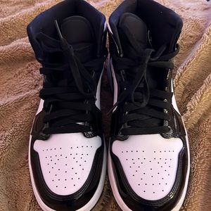 These are the black & white air Jordan’s